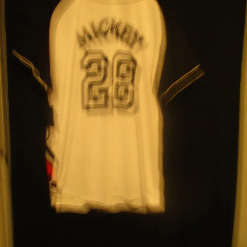 Disney Mickey Mouse Large White Black Red Short Sleeves (Probably Unisex) Top - Picture 10 of 14